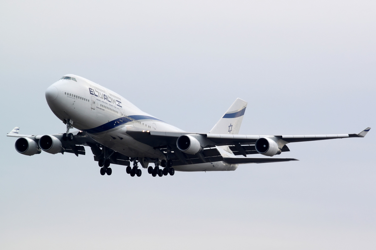 4X-ELD (Samoloty » Spotting na EPWA » Boeing 747-400 » El Al Israel Airlines)