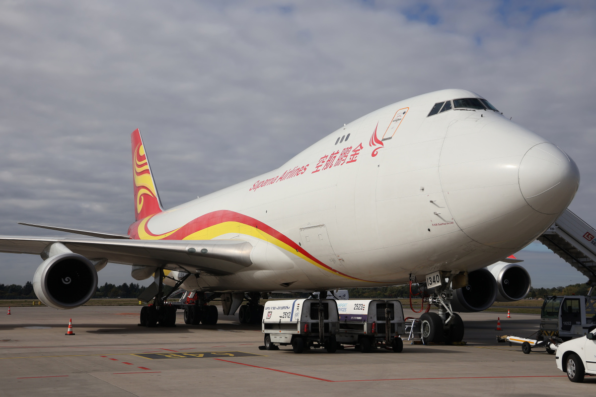 B-1340, Suparna Airlines (Aircraft » EPWA Spotting » Boeing 747-400F)