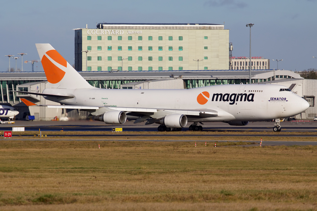 BDSF, TF-AMN, Magma Aviation (Air Atlanta Icelandic) (Samoloty » Spotting na EPWA » Boeing 747-400F)