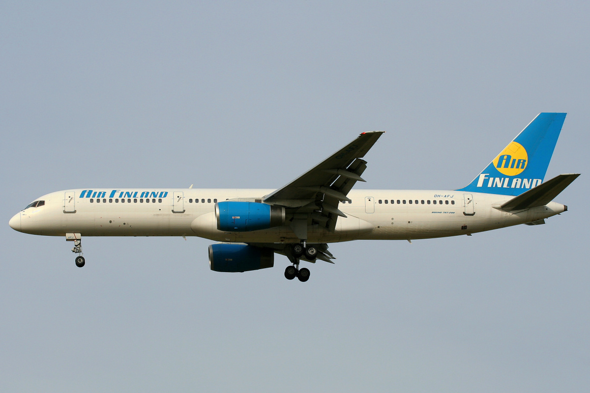 OH-AFJ, Air Finland (Samoloty » Spotting na EPWA » Boeing 757-200)