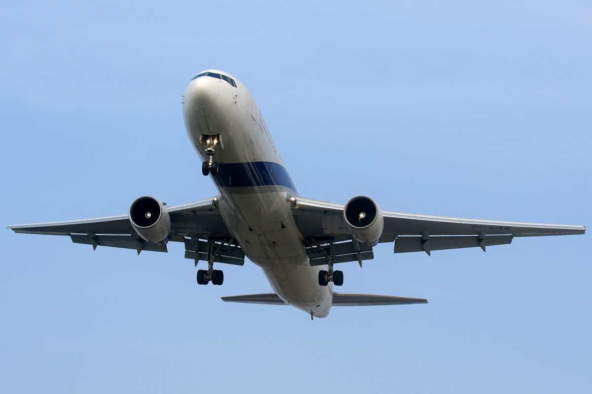 4X-EAR, El Al Israel Airlines (Aircraft » EPWA Spotting » Boeing 767-300)