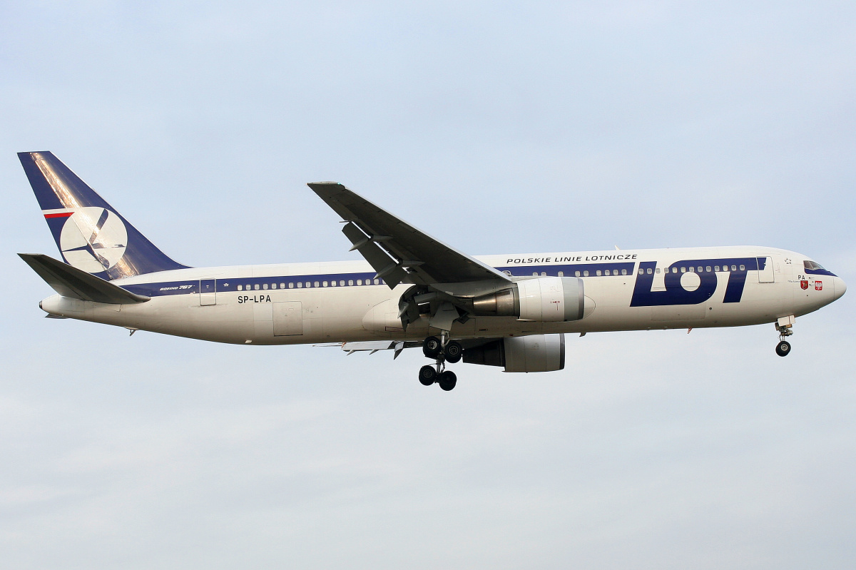 SP-LPA (Samoloty » Spotting na EPWA » Boeing 767-300 » Polskie Linie Lotnicze LOT)