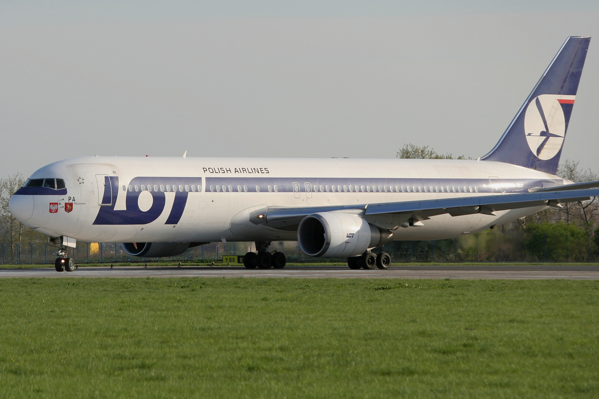 SP-LPA (Aircraft » EPWA Spotting » Boeing 767-300 » LOT Polish Airlines)