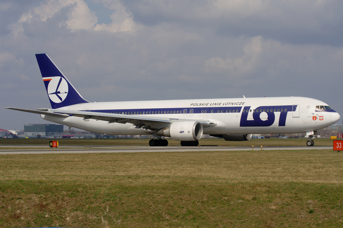 SP-LPB (Samoloty » Spotting na EPWA » Boeing 767-300 » Polskie Linie Lotnicze LOT)