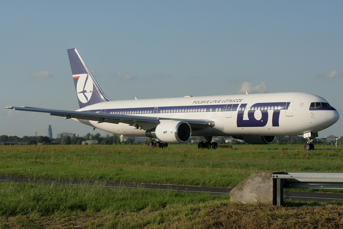 SP-LPG (Samoloty » Spotting na EPWA » Boeing 767-300 » Polskie Linie Lotnicze LOT)