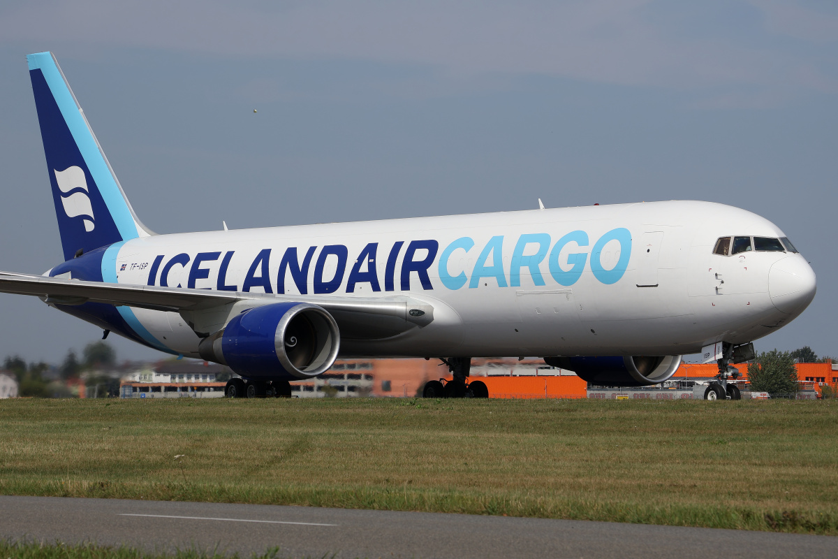 BCF, TF-ISP, Icelandair Cargo (Samoloty » Spotting na EPWA » Boeing 767-300F)