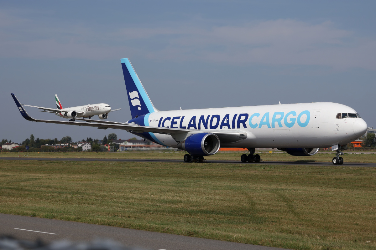 BCF, TF-ISP, Icelandair Cargo (Aircraft » EPWA Spotting » Boeing 767-300F)