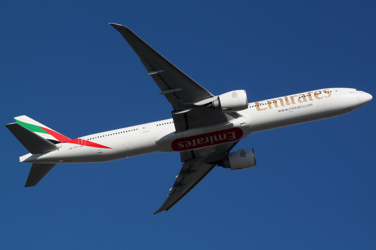 A6-EGI (Aircraft » EPWA Spotting » Boeing 777-300ER » Emirates)