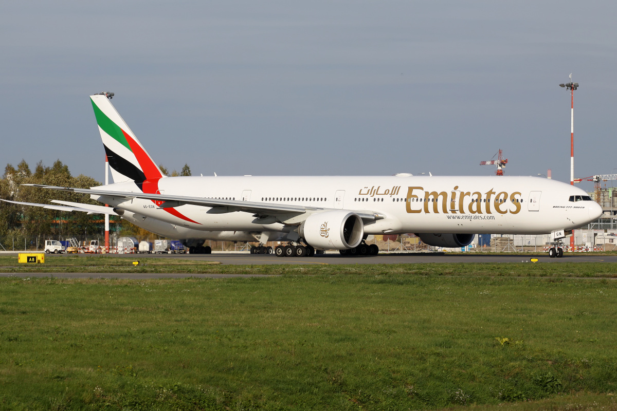 A6-EGN (Samoloty » Spotting na EPWA » Boeing 777-300ER » Emirates)