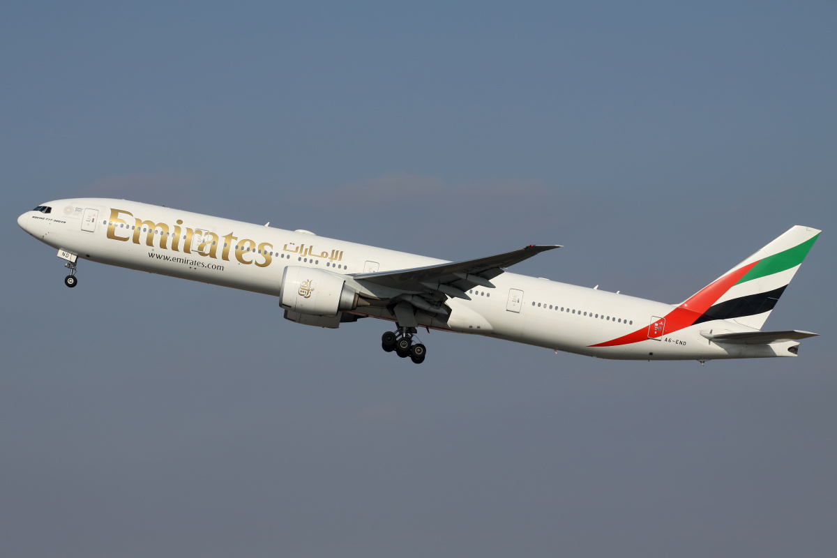 A6-END ("EXPO 2020 Dubai" sticker) (Aircraft » EPWA Spotting » Boeing 777-300ER » Emirates)