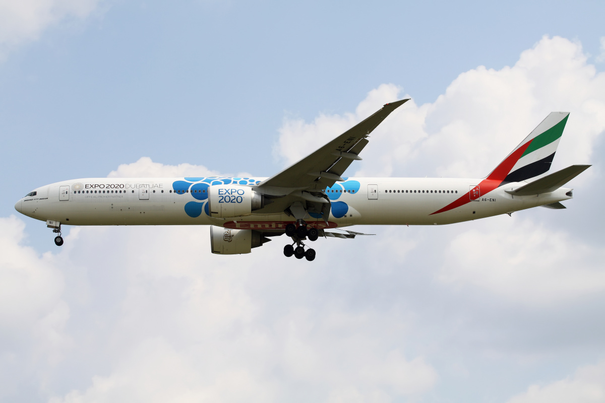 A6-ENI ("EXPO 2020 Dubai - Mobility" livery) (Aircraft » EPWA Spotting » Boeing 777-300ER » Emirates)