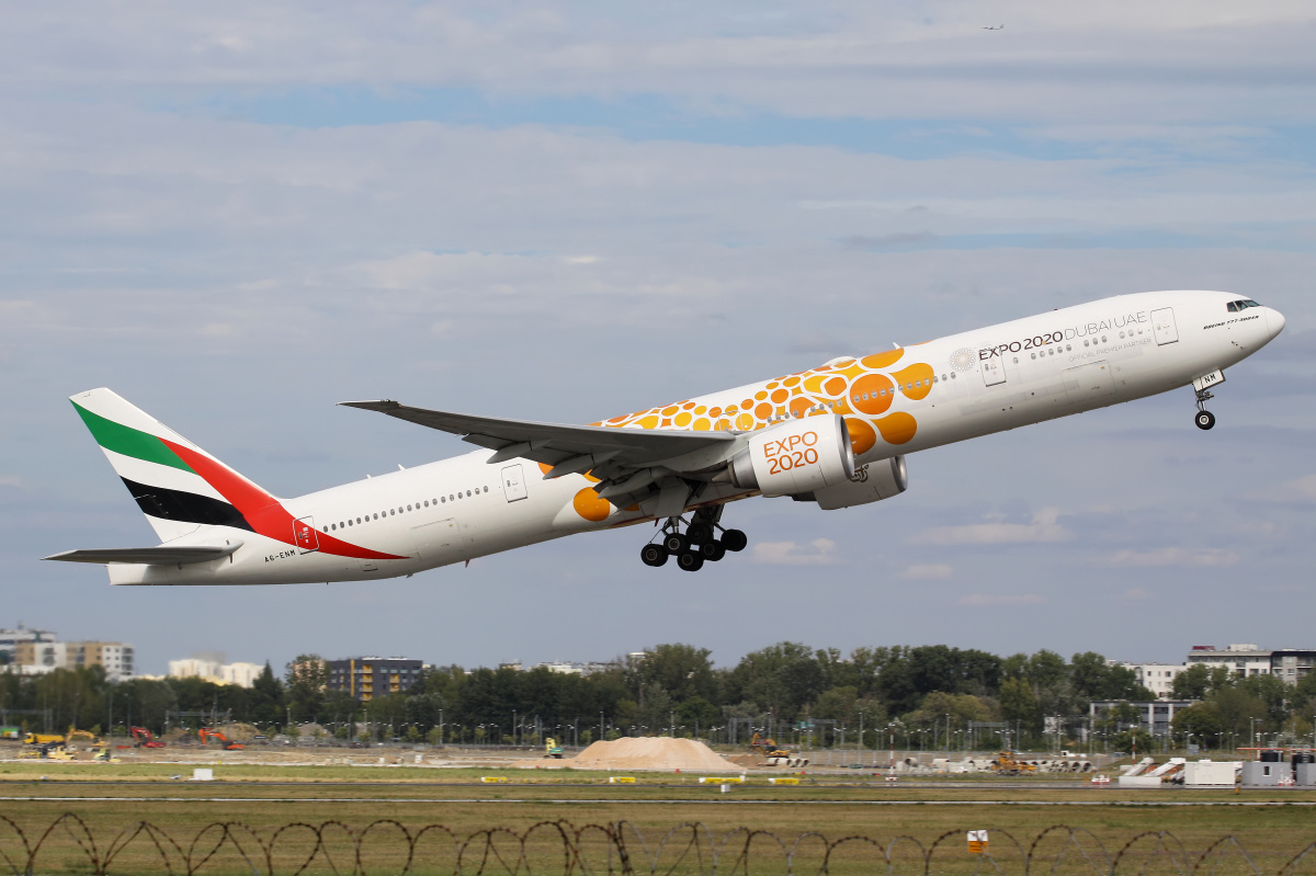 A6-ENM ("EXPO 2020 Dubai - Opportunity" livery) (Aircraft » EPWA Spotting » Boeing 777-300ER » Emirates)