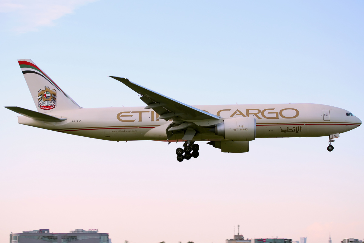 A6-DDC, Etihad Cargo