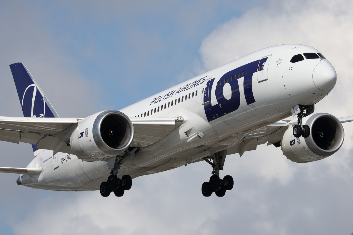 SP-LRC (Aircraft » EPWA Spotting » Boeing 787-8 Dreamliner » LOT Polish Airlines)