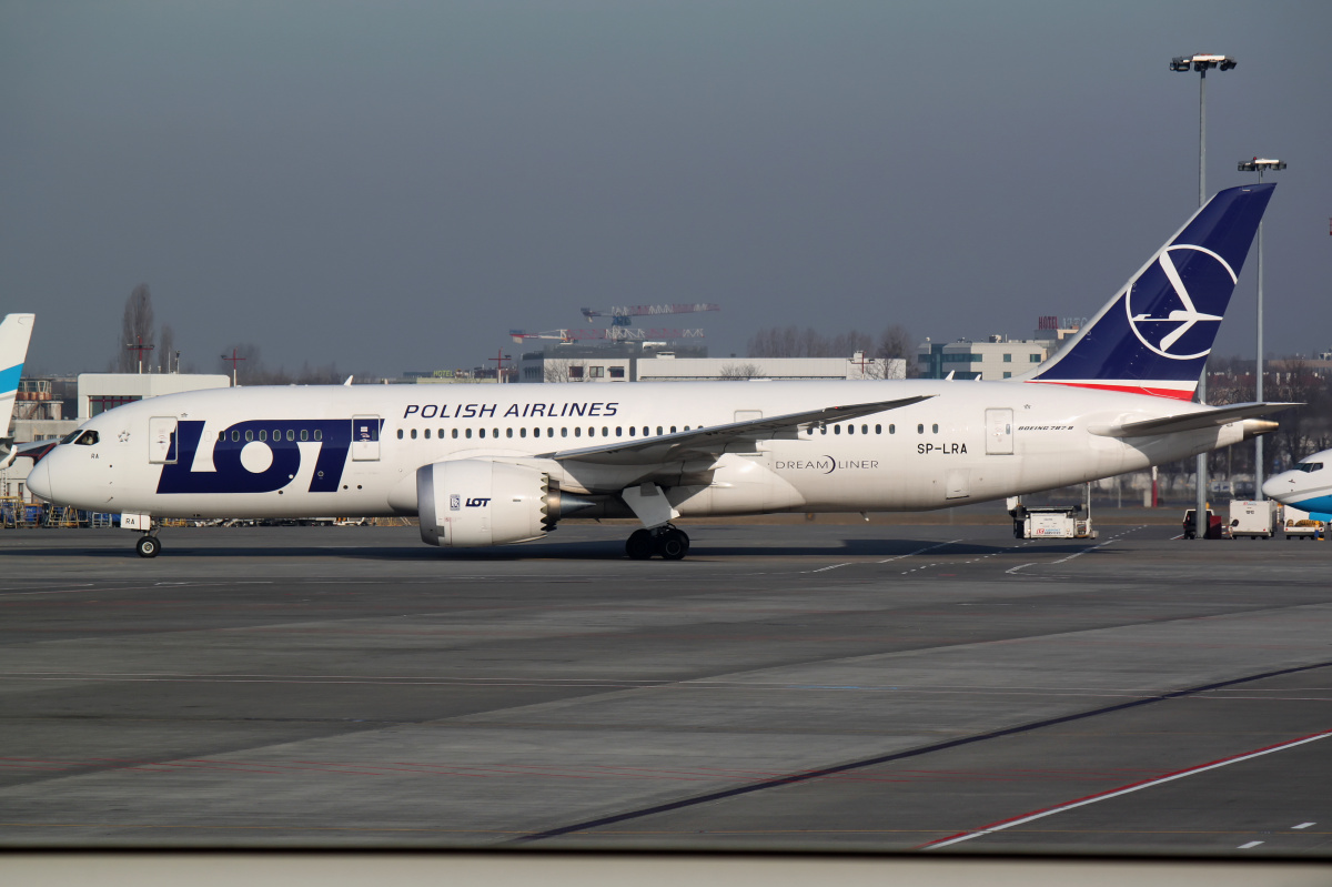 SP-LRA (Aircraft » EPWA Spotting » Boeing 787-8 Dreamliner » LOT Polish Airlines)