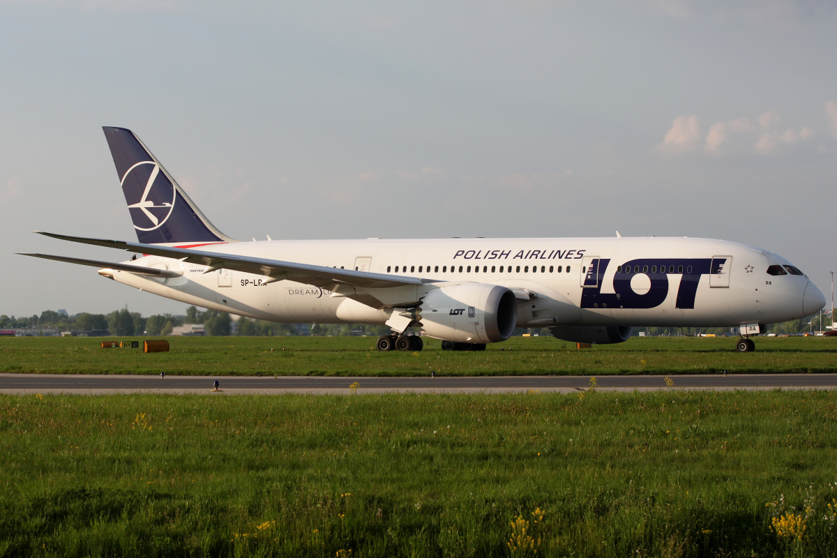 SP-LRA (Samoloty » Spotting na EPWA » Boeing 787-8 Dreamliner » Polskie Linie Lotnicze LOT)