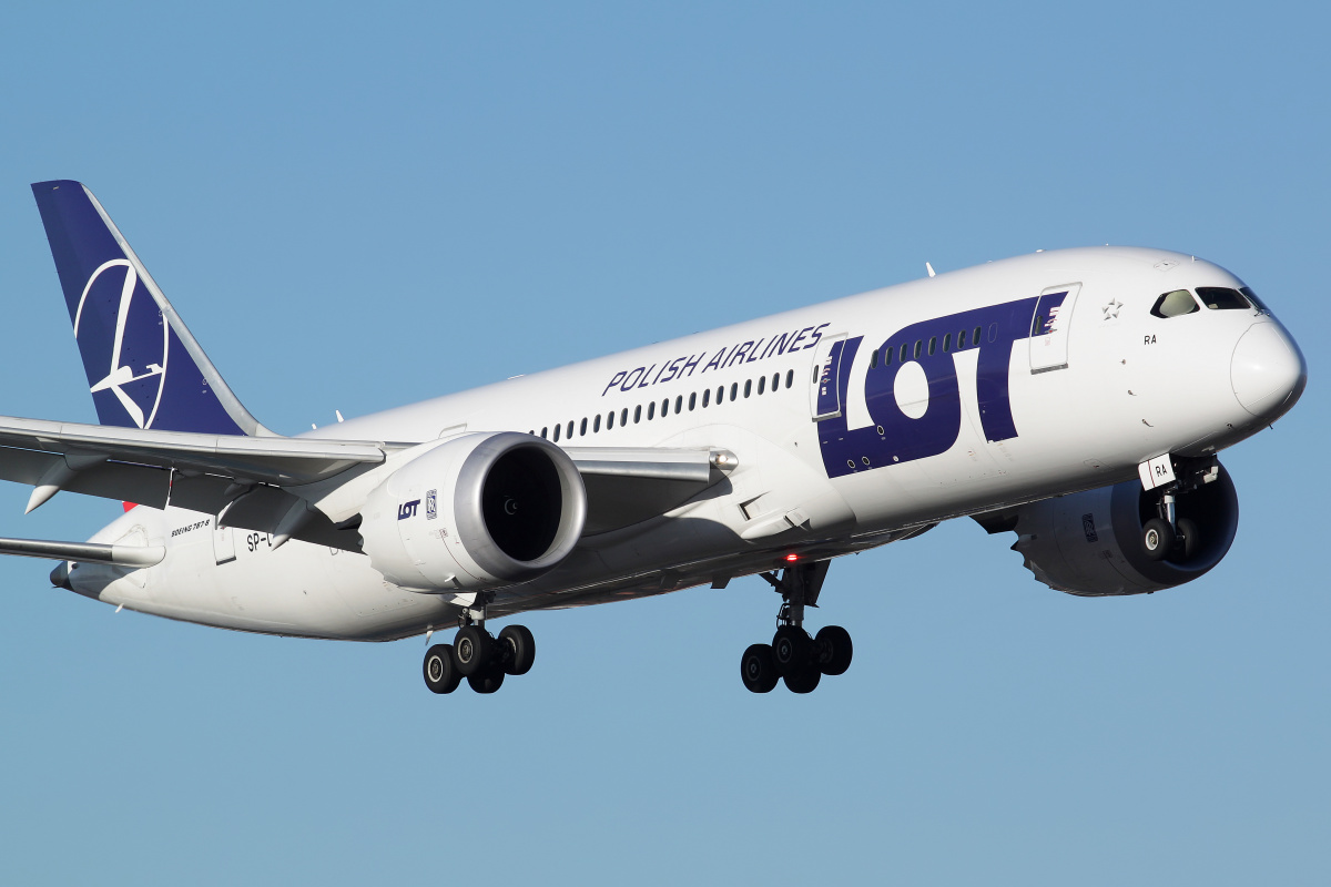 SP-LRA (Aircraft » EPWA Spotting » Boeing 787-8 Dreamliner » LOT Polish Airlines)