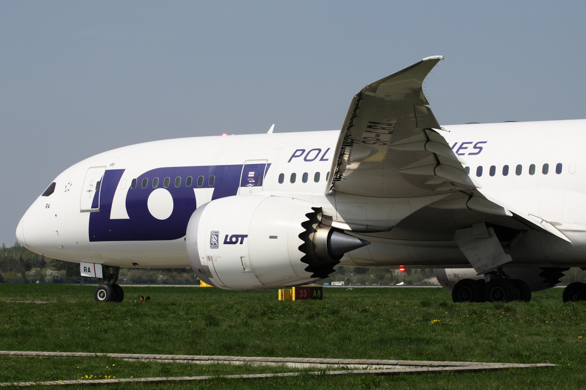 SP-LRA (Aircraft » EPWA Spotting » Boeing 787-8 Dreamliner » LOT Polish Airlines)