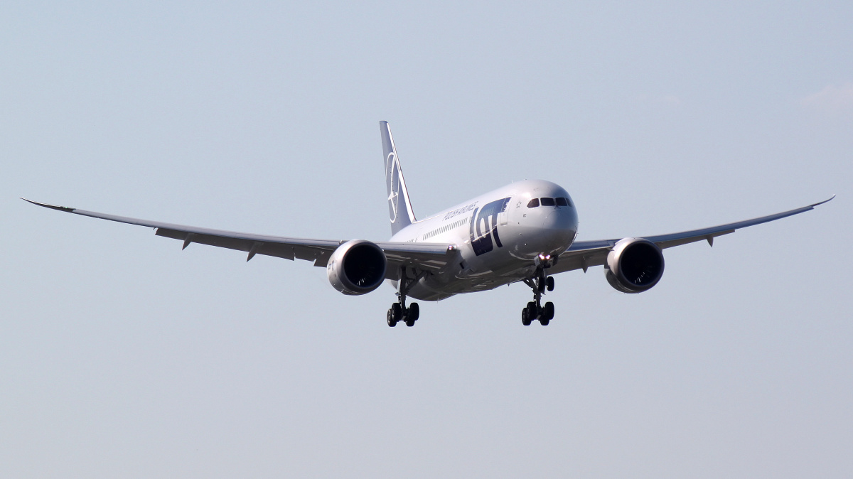 SP-LRC (Aircraft » EPWA Spotting » Boeing 787-8 Dreamliner » LOT Polish Airlines)