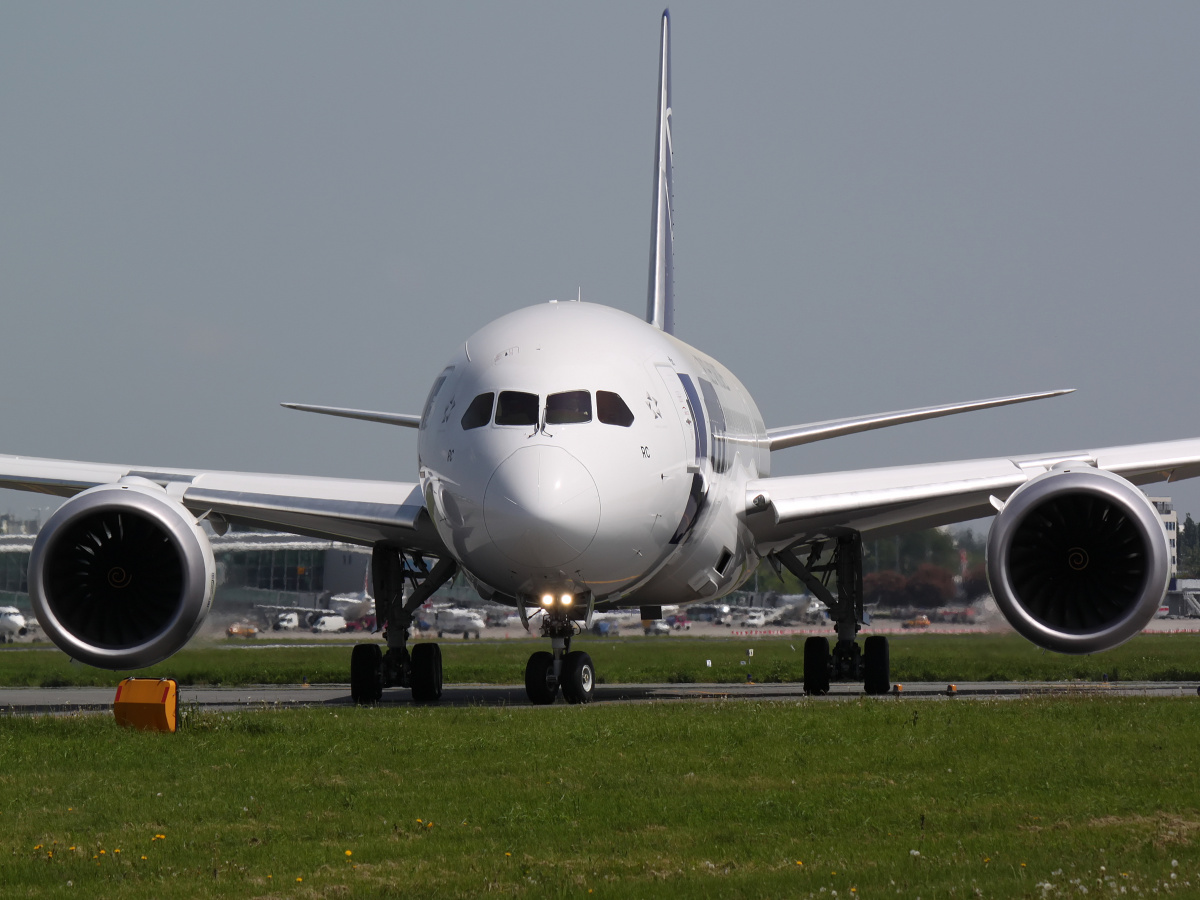 SP-LRC (Aircraft » EPWA Spotting » Boeing 787-8 Dreamliner » LOT Polish Airlines)