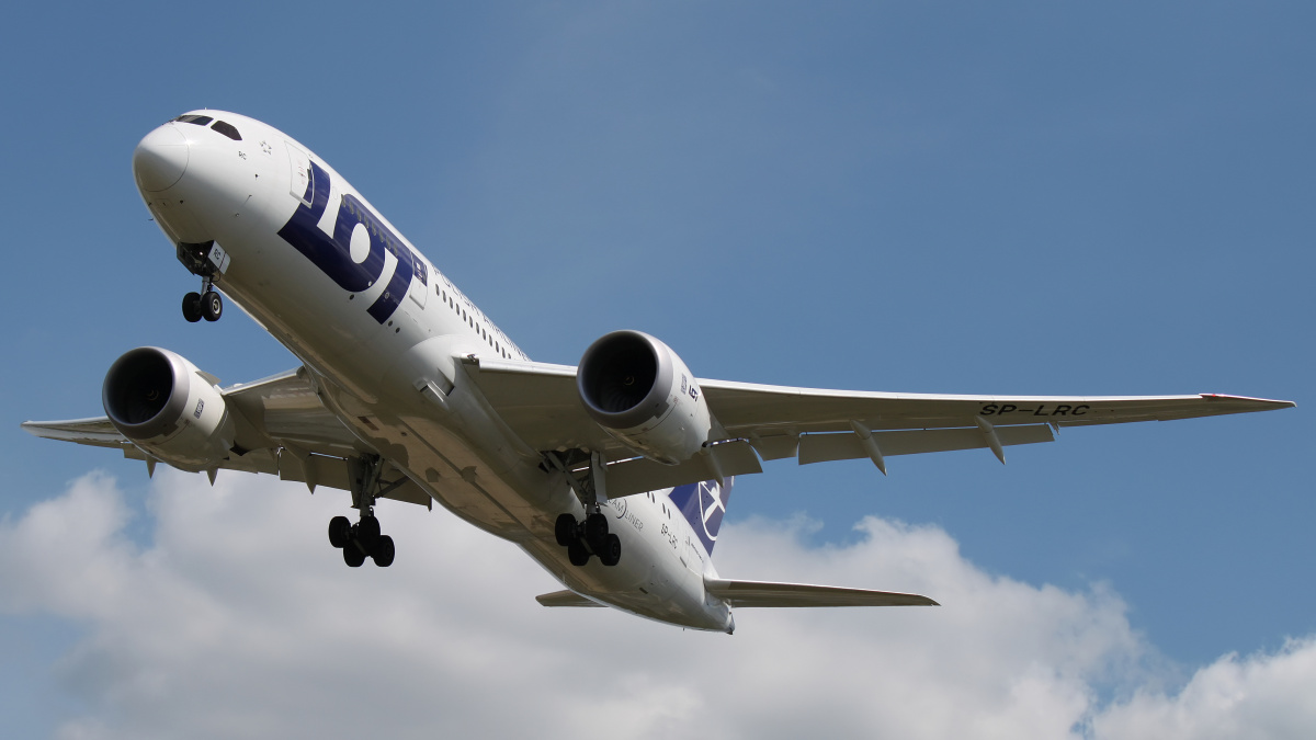 SP-LRC (Aircraft » EPWA Spotting » Boeing 787-8 Dreamliner » LOT Polish Airlines)