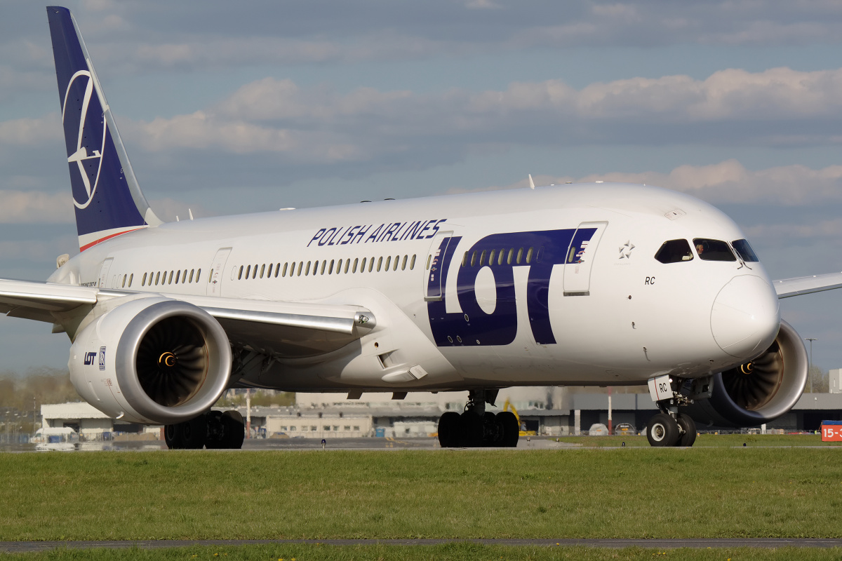 SP-LRC (Aircraft » EPWA Spotting » Boeing 787-8 Dreamliner » LOT Polish Airlines)