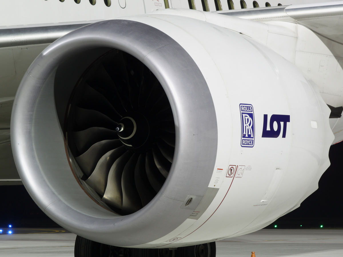 SP-LRC (Aircraft » EPWA Spotting » Boeing 787-8 Dreamliner » LOT Polish Airlines)