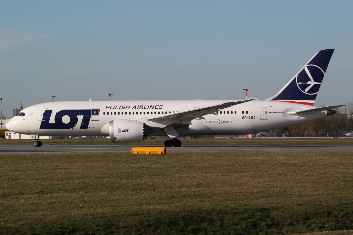 SP-LRC (Aircraft » EPWA Spotting » Boeing 787-8 Dreamliner » LOT Polish Airlines)