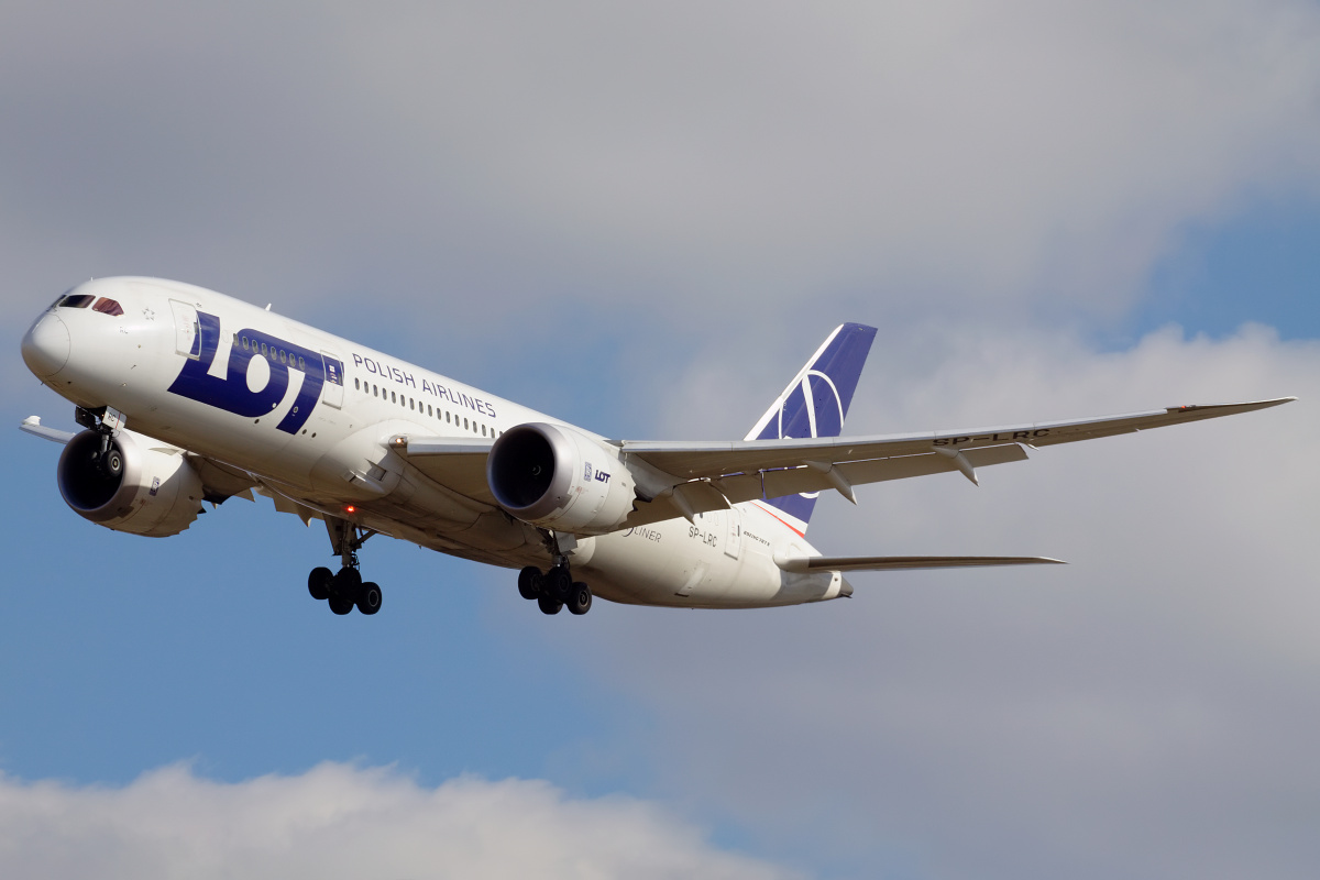 SP-LRC (Aircraft » EPWA Spotting » Boeing 787-8 Dreamliner » LOT Polish Airlines)