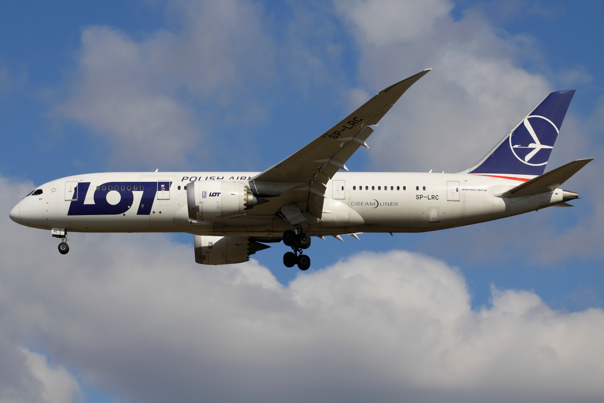 SP-LRC (Aircraft » EPWA Spotting » Boeing 787-8 Dreamliner » LOT Polish Airlines)