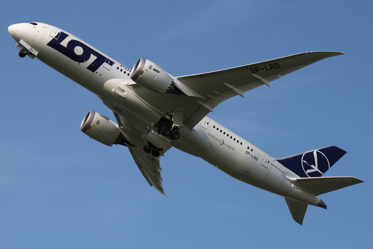 SP-LRD (Aircraft » EPWA Spotting » Boeing 787-8 Dreamliner » LOT Polish Airlines)