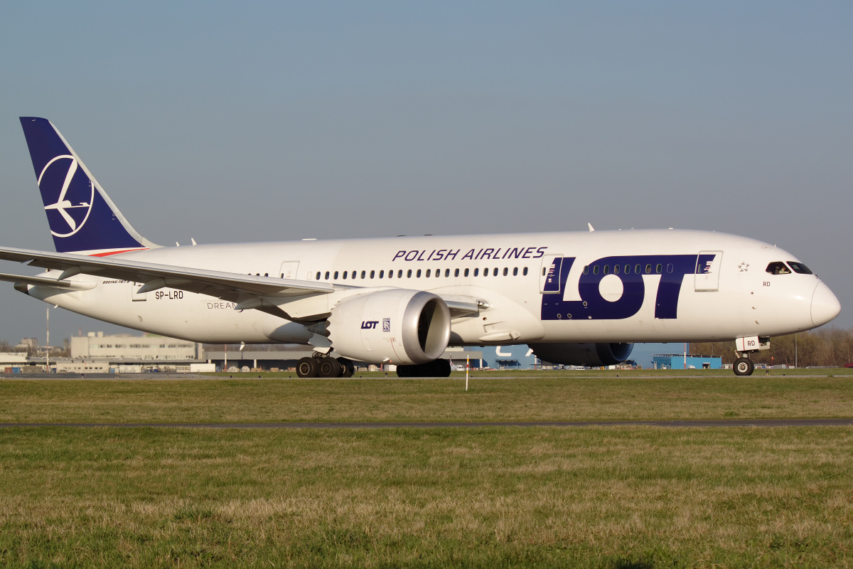 SP-LRD (Aircraft » EPWA Spotting » Boeing 787-8 Dreamliner » LOT Polish Airlines)