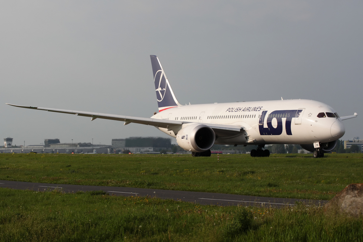 SP-LRD (Aircraft » EPWA Spotting » Boeing 787-8 Dreamliner » LOT Polish Airlines)