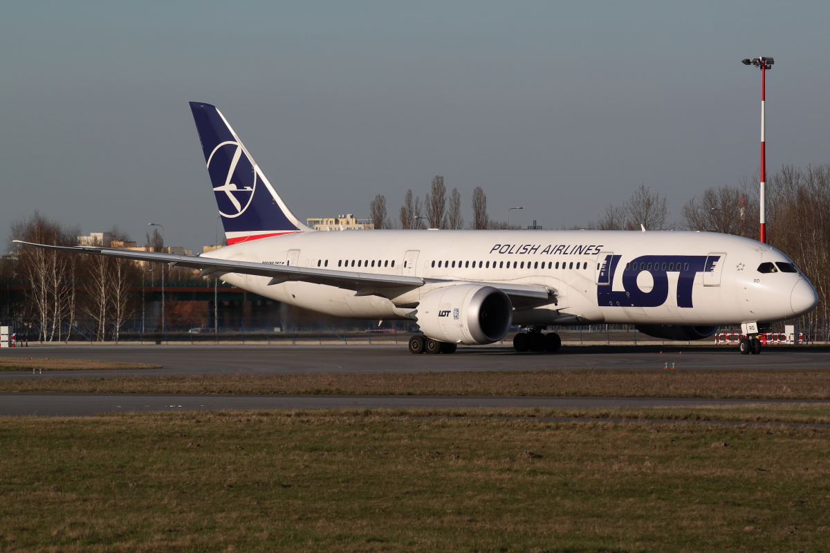 SP-LRD (Aircraft » EPWA Spotting » Boeing 787-8 Dreamliner » LOT Polish Airlines)