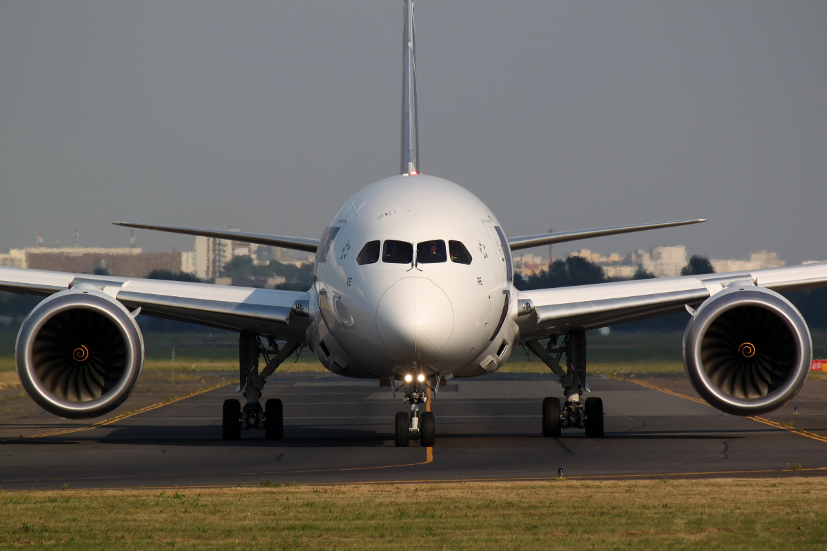 SP-LRE (Aircraft » EPWA Spotting » Boeing 787-8 Dreamliner » LOT Polish Airlines)