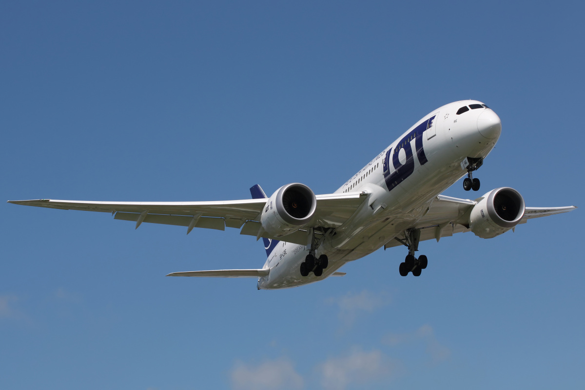 SP-LRE (Aircraft » EPWA Spotting » Boeing 787-8 Dreamliner » LOT Polish Airlines)