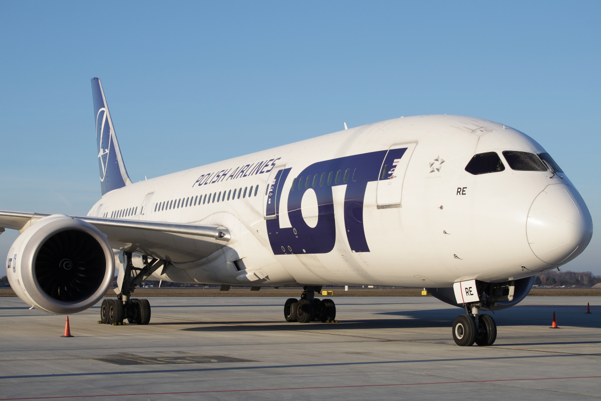 SP-LRE (Aircraft » EPWA Spotting » Boeing 787-8 Dreamliner » LOT Polish Airlines)