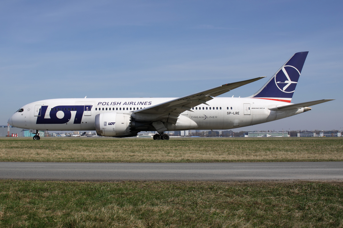 SP-LRE (Aircraft » EPWA Spotting » Boeing 787-8 Dreamliner » LOT Polish Airlines)