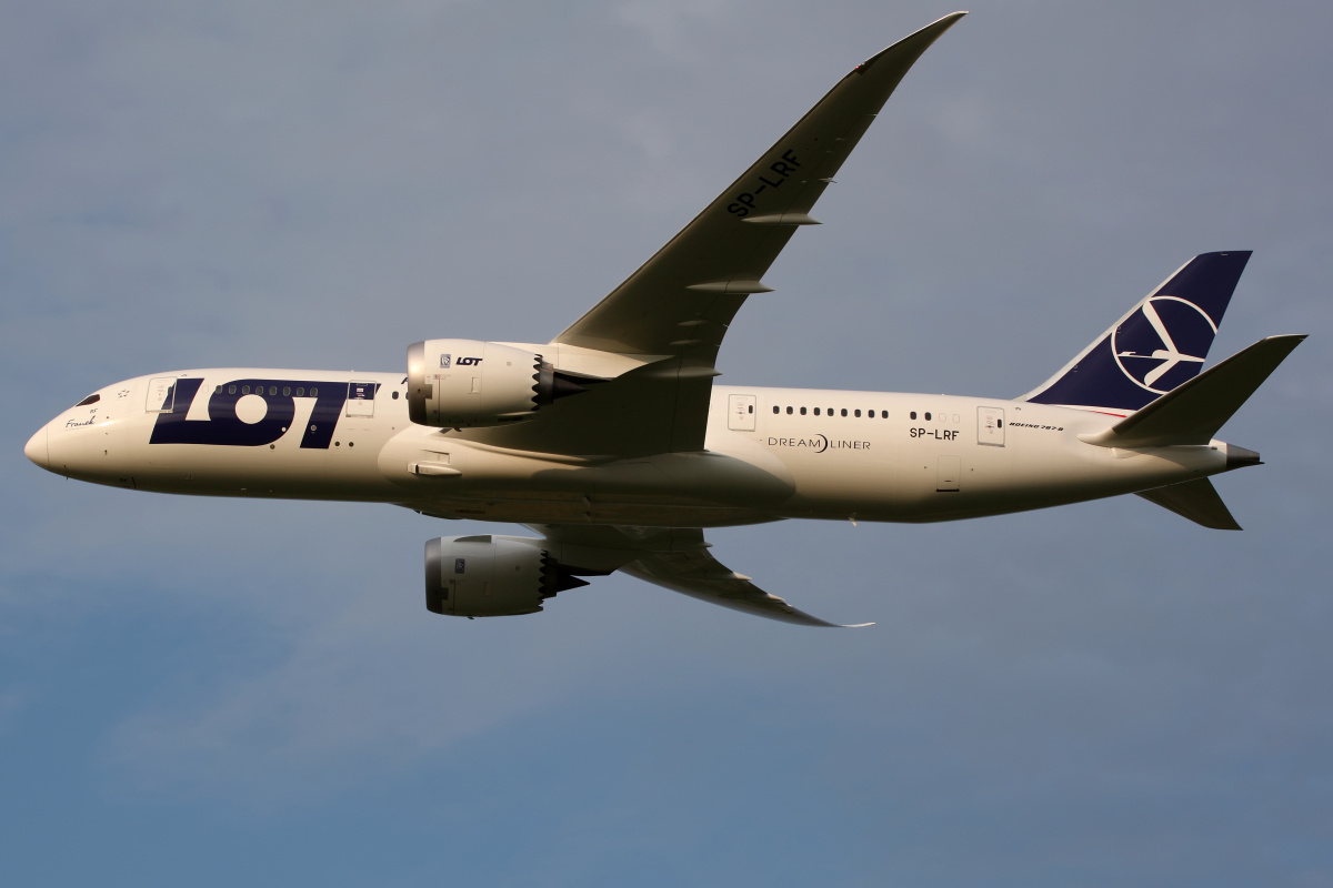 SP-LRF (Aircraft » EPWA Spotting » Boeing 787-8 Dreamliner » LOT Polish Airlines)