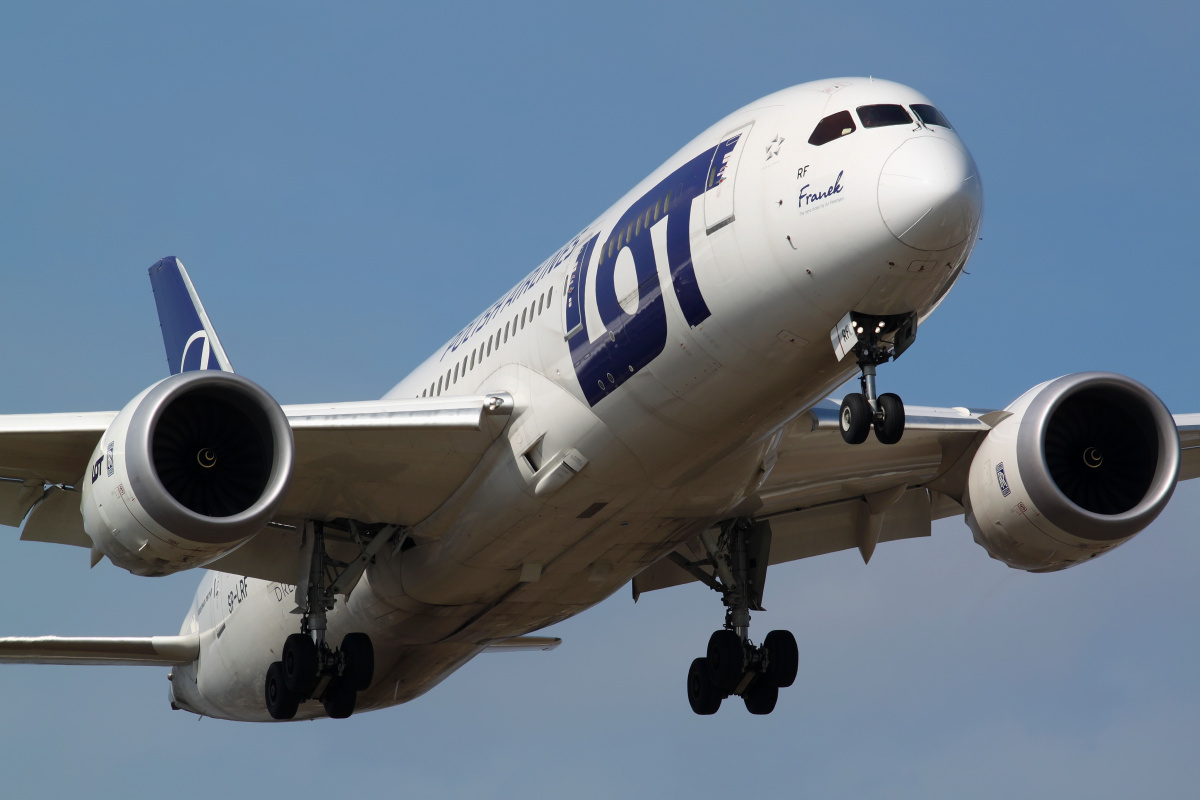 SP-LRF (Aircraft » EPWA Spotting » Boeing 787-8 Dreamliner » LOT Polish Airlines)