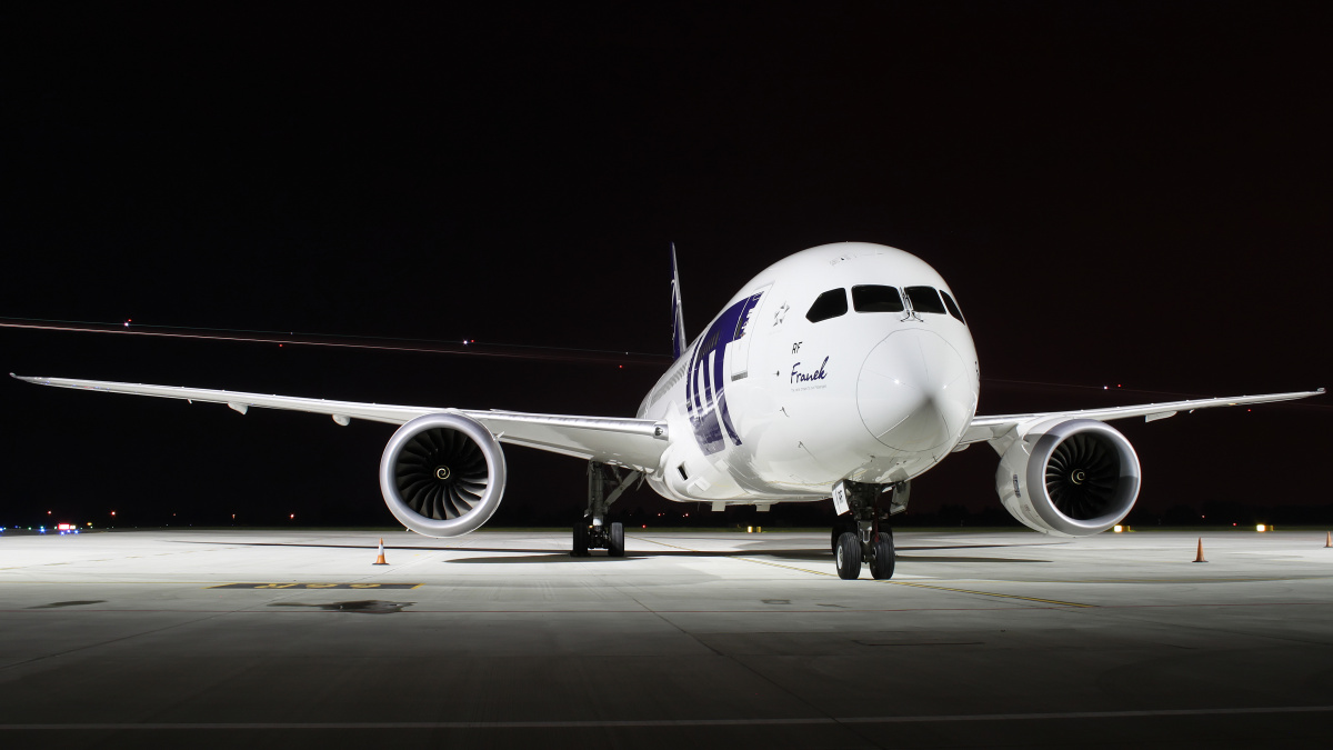 SP-LRF (Aircraft » EPWA Spotting » Boeing 787-8 Dreamliner » LOT Polish Airlines)