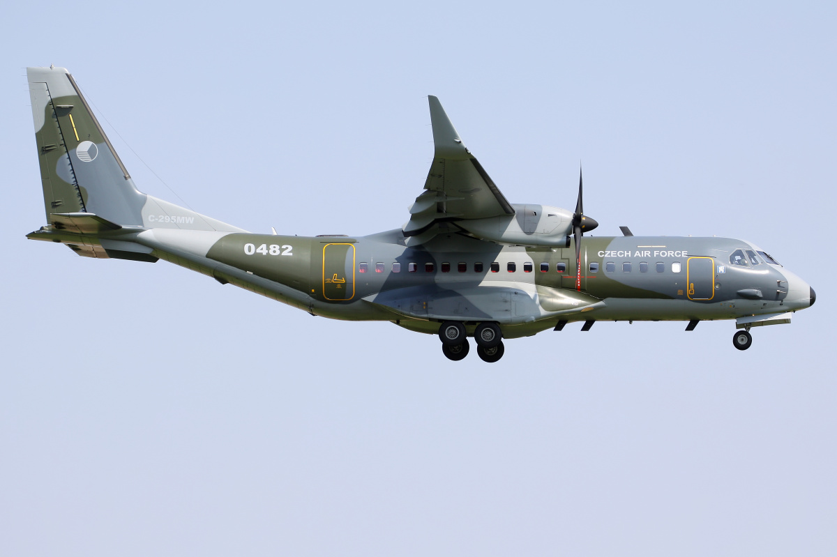 C-295MW, 0482, Czeskie Siły Powietrzne (Samoloty » Spotting na EPWA » CASA C-295M)