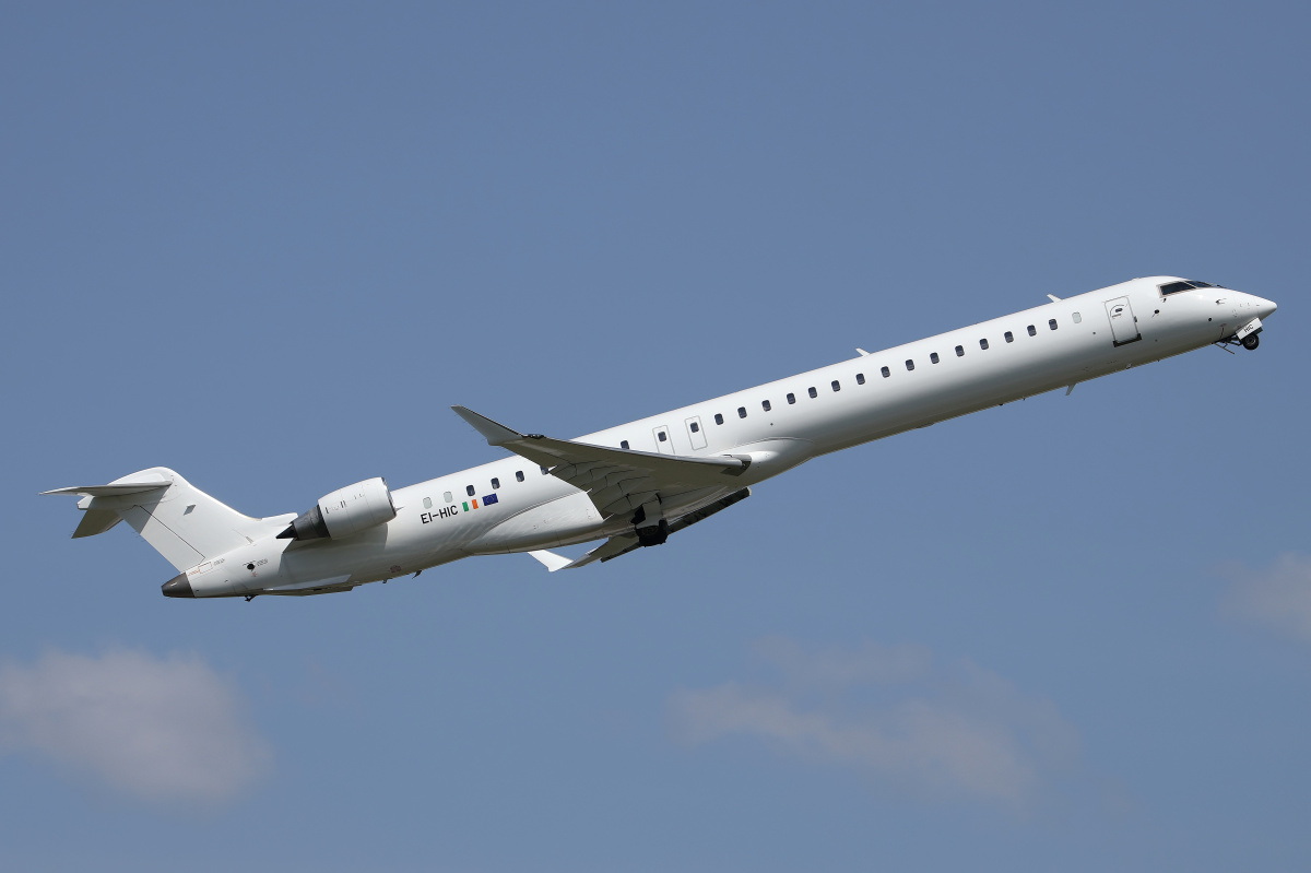 EI-HIC, CityJet (Samoloty » Spotting na EPWA » Mitsubishi Regional Jet » CRJ-1000)