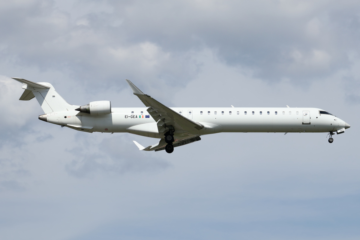 EI-GEA, CityJet (Samoloty » Spotting na EPWA » Mitsubishi Regional Jet » CRJ-900)