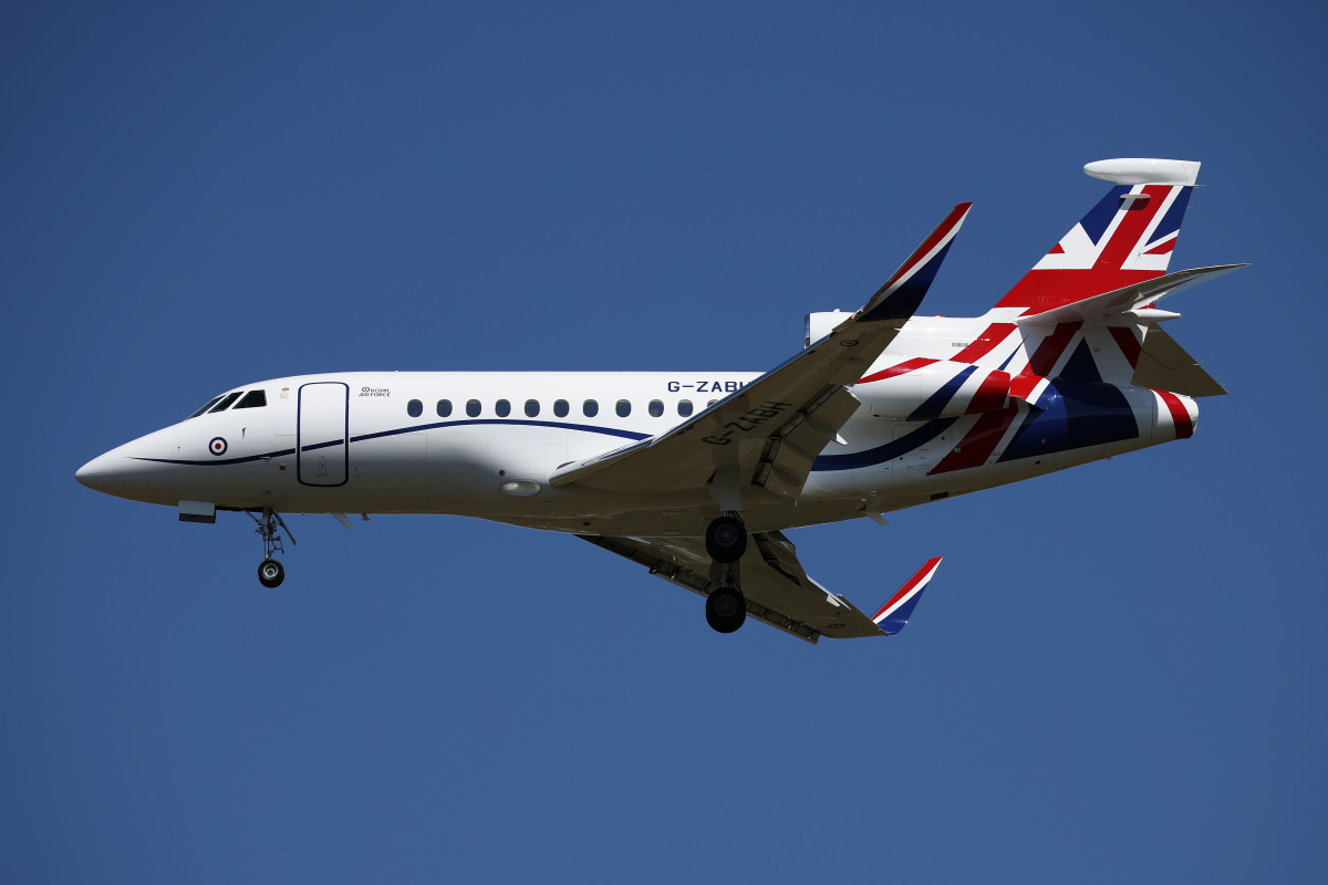 900LX (Envoy IV CC1), G-ZABH, Królewskie Siły Powietrzne (RAF) (Centerline)