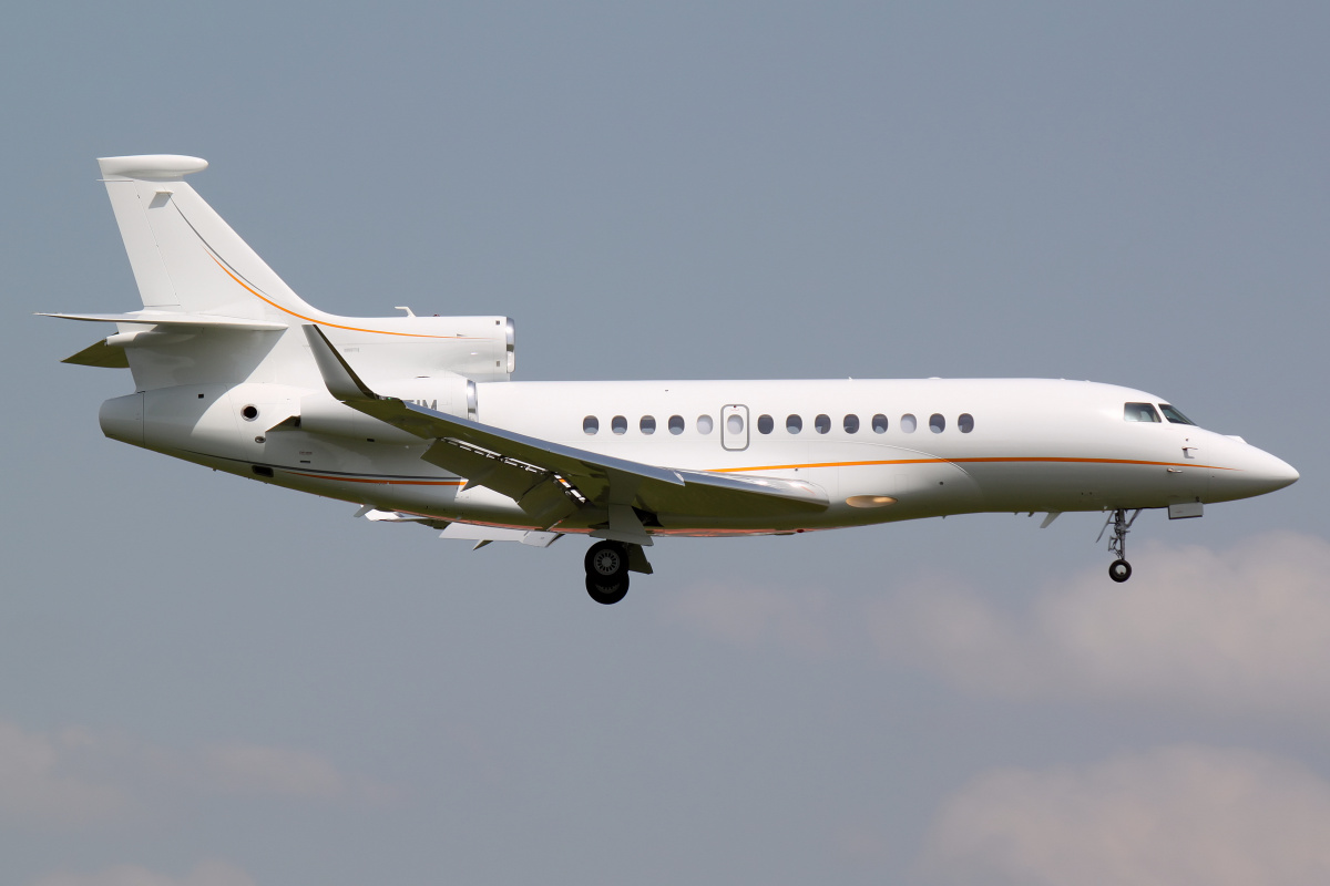 G-ITIM, TAG Aviation (Aircraft » EPWA Spotting » Dassault Falcon 7X)