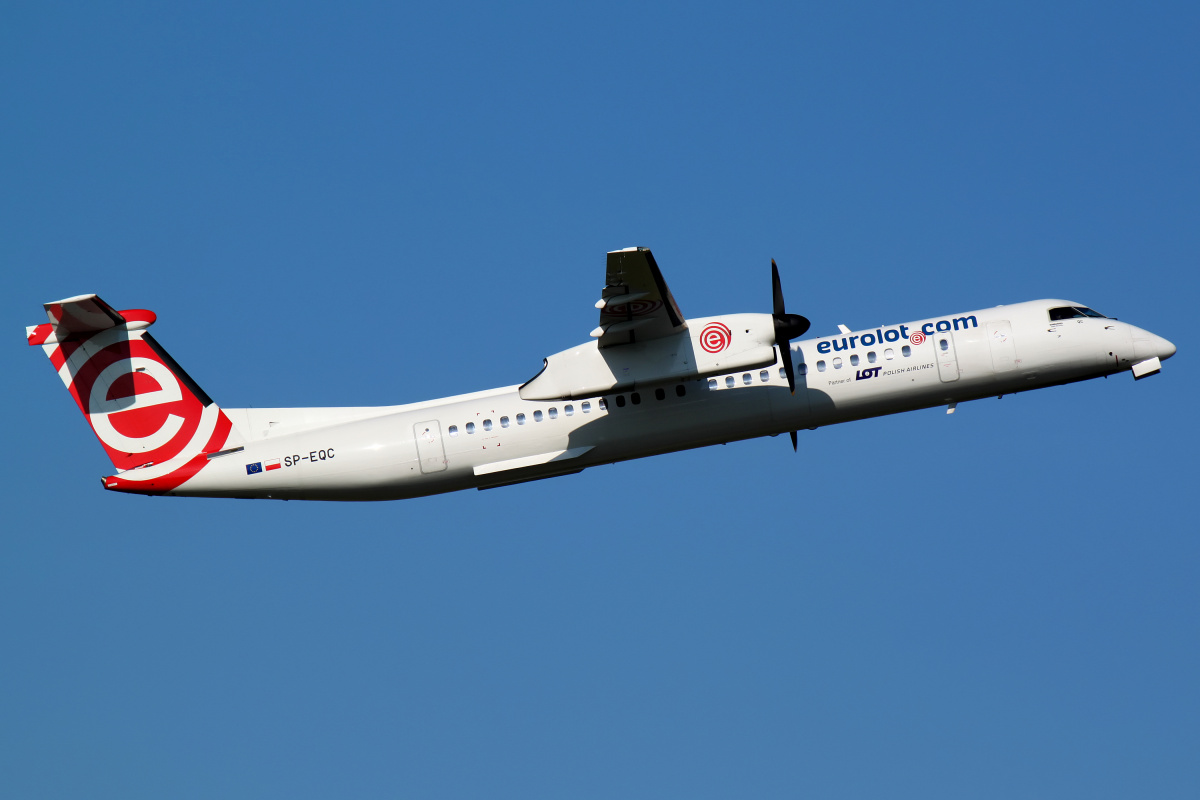 SP-EQC (Samoloty » Spotting na EPWA » De Havilland Canada DHC-8 Dash 8 » EuroLOT)