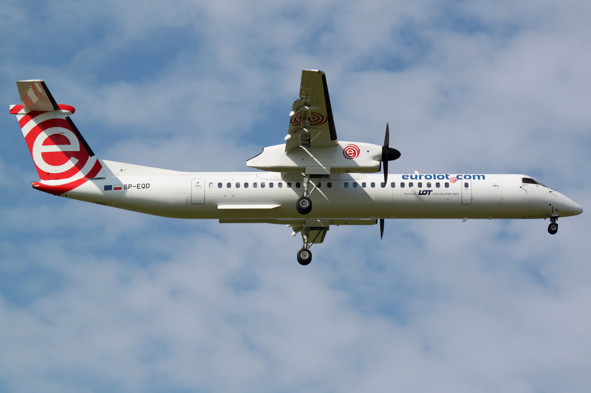 SP-EQD (Aircraft » EPWA Spotting » De Havilland Canada DHC-8 Dash 8 » EuroLOT)