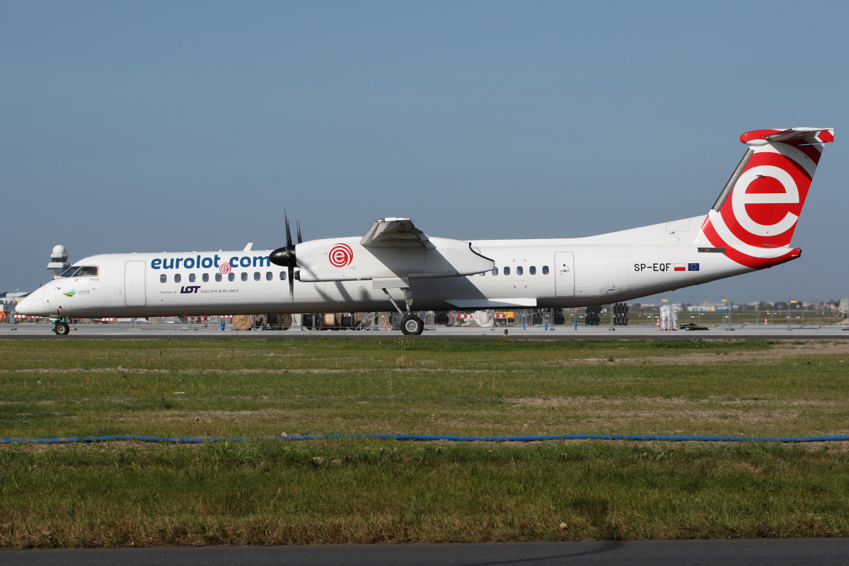 SP-EQF (Samoloty » Spotting na EPWA » De Havilland Canada DHC-8 Dash 8 » EuroLOT)