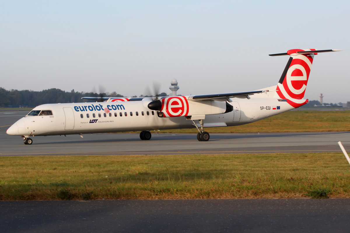 SP-EQI (Samoloty » Spotting na EPWA » De Havilland Canada DHC-8 Dash 8 » EuroLOT)